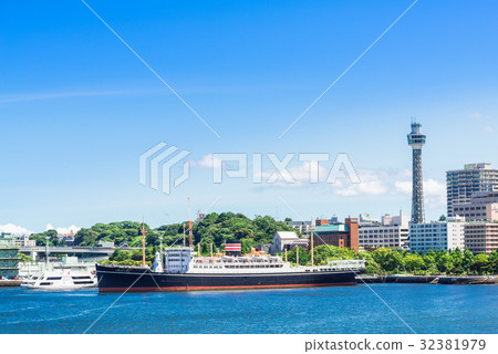 Yokohama Bay Area Hikawa Maru and Marine Tower 32381979