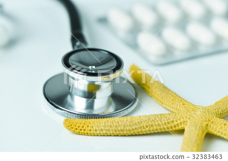 starfish on a doctors office 32383463