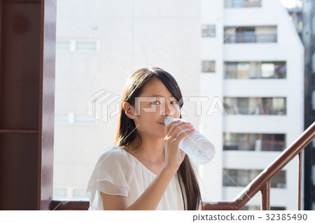 Image of hydration Image of hydration 32385490