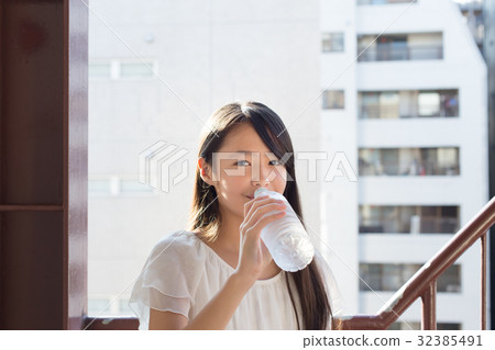 水化的圖像 32385491