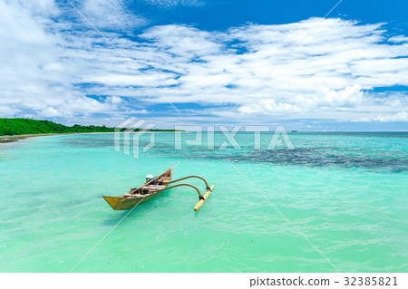 Taketomijima west pier 32385821