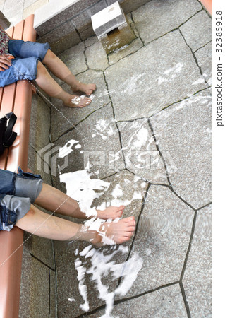 Foot bath Foot bath 32385918