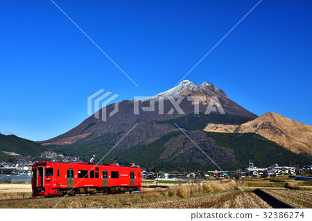 Yufuin single track Yufuin single track 32386274