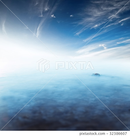 Tranquil ocean outdoor landscape Tranquil ocean outdoor landscape 32386607