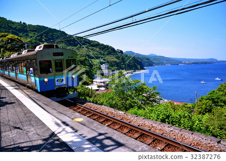 Izukokawa station Izukyu 8000 series ordinary train May 2017 (Shizuoka prefecture Higashiizu) 32387276