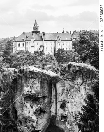 Medieval Castle Hruba Skala situated on a steep Medieval Castle Hruba Skala situated on a steep 32388622