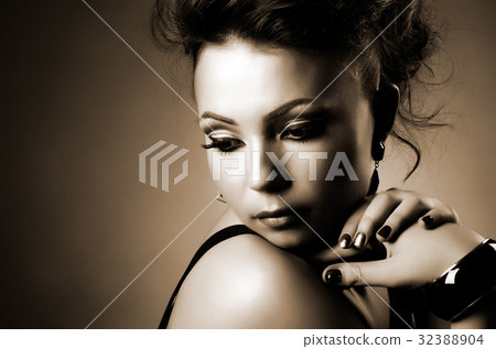 pretty girl pretty girl 32388904