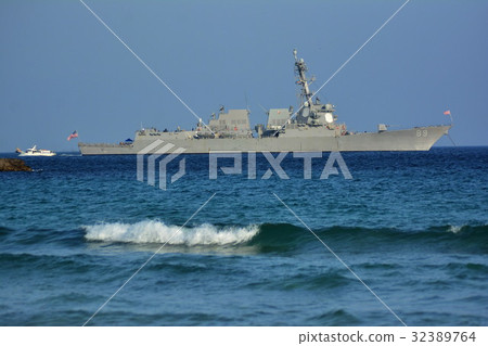 Izu Peninsula Aegis ship / Mustin berth lot Many Tohama Beach (Shizuoka prefecture Minamiizu) 32389764