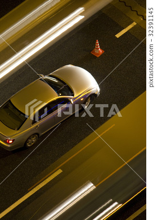  Traffic accident 32391145
