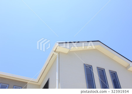 新建的住房和藍天 新建的住房和藍天 32391934