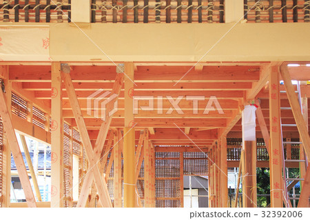 木房子的新的建築工作 32392006