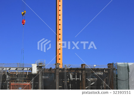 起重機和建築物 32393551