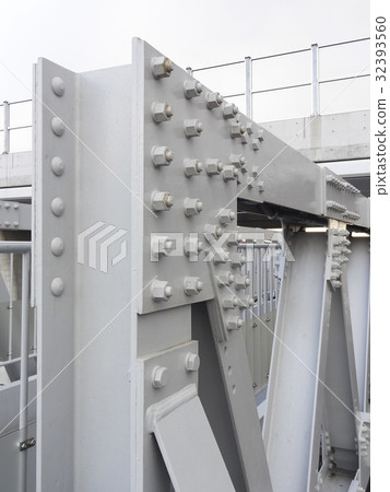 人行橋橋樑鋼製框架和螺栓 人行橋橋樑鋼製框架和螺栓 32393560