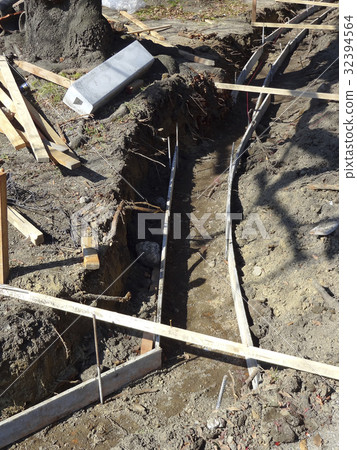 Construction of curbstone 32394564