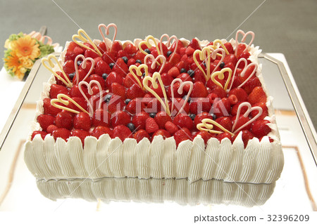 Wedding cake Wedding cake 32396209