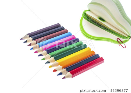 Color pencils for drawing Isolated on white 32396877