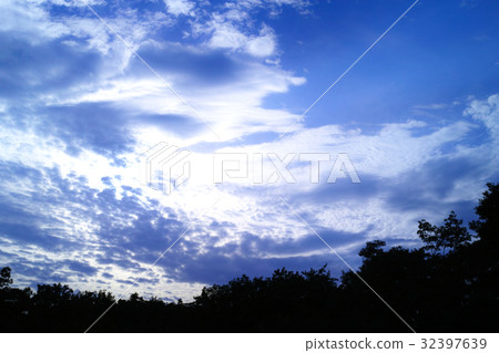 夏天圖像晚上日落黃昏 32397639