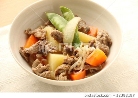 Meat and potatoes Meat and potatoes 32398197