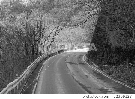 Mountain road in Nikko, Japan Mountain road in Nikko, Japan 32399128