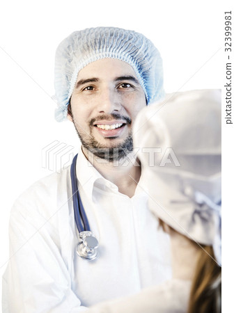Group portrait of medical doctors isolated on white 32399981