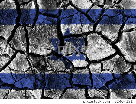 Israel flag painting on cracked ground 32404151