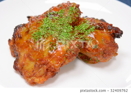 Delicious tandoori chicken 32409762