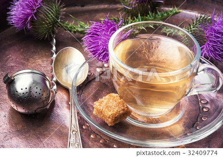 healthy tea with thistle 32409774