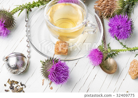 healthy tea with thistle 32409775