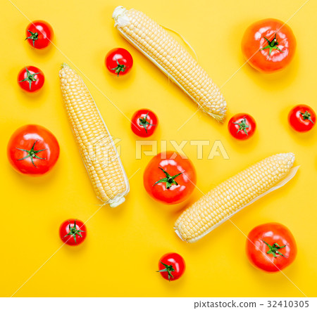 Above view at tomatoes and corn Above view at tomatoes and corn 32410305