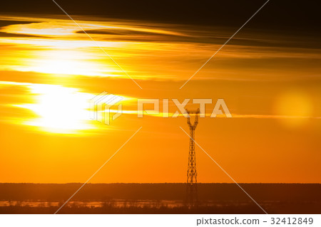 Gold sunset sky Gold sunset sky 32412849