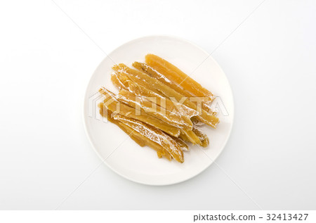 Dried potato  32413427