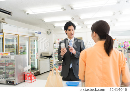 convenience store  32414046