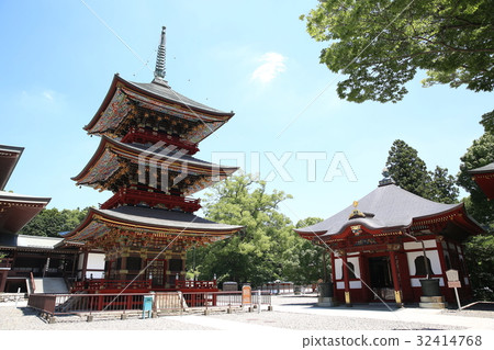 Narita-san Shinshoji三塔 32414768