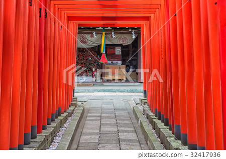 [日本風景]鳥居阿納里稻荷大社 32417936