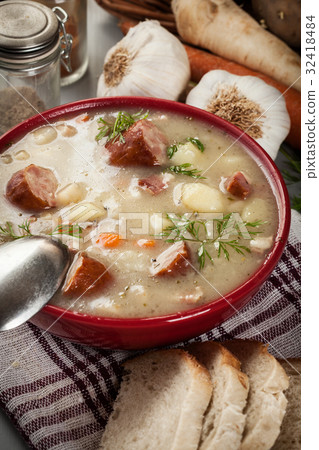 Sour soup made of rye flour 32418484