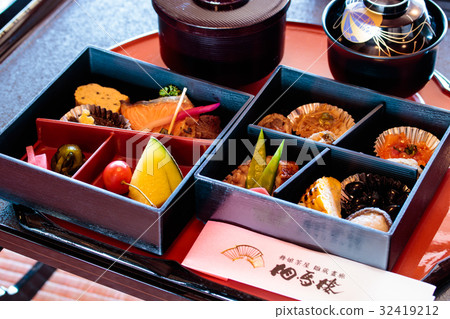 Soma Festival / Kaiseki bento 32419212