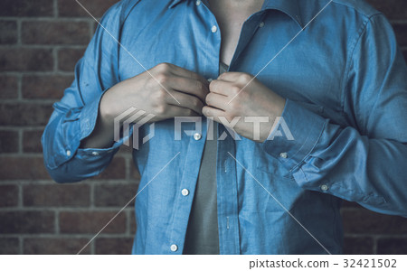 changing clothes, getting dressed, no-face 32421502