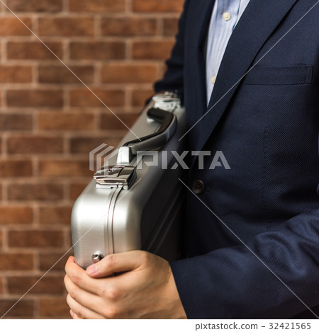 案件 32421565