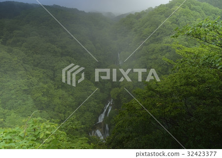 基律諾瀑布/日光（栃木縣） 32423377