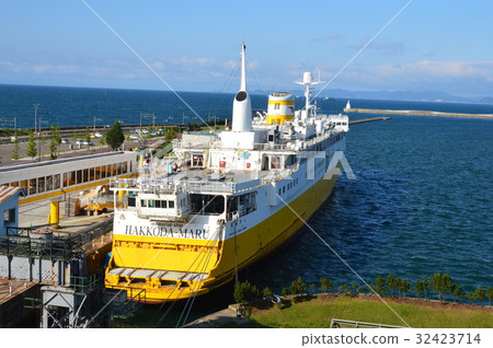 藍箱接觸船紀念船“Hakkoda Maru”（青森港/青森縣青森市柳川） 32423714