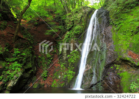 Shirai Difference Valley Yoronu Waterfall 32424722