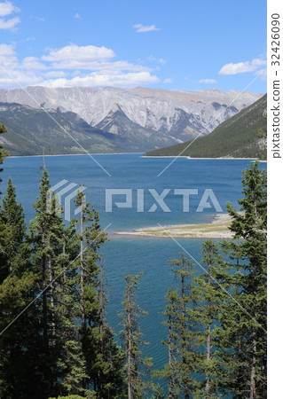 Located in the northeast of Canadian Rocky · Banff, Minnewanka Lake Located in the northeast of Canadian Rocky · Banff, Minnewanka Lake 32426090