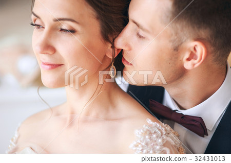 wedding couple on the studio. Wedding day. wedding couple on the studio. Wedding day. 32431013