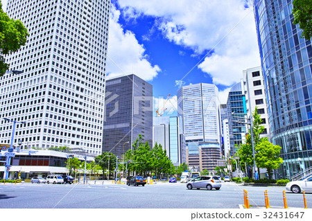 Osaka Umeda Midosuji Umeda Shinto Highway intersection 32431647