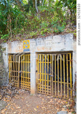 老日本軍隊防空庇護所 32432810