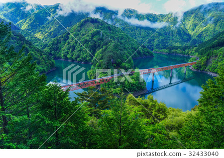 奧桂愛湖站站前站 32433040