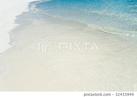 beach with transparent blue water beach with transparent blue water 32433949