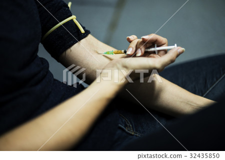 Lonely suffering girl using drug Lonely suffering girl using drug 32435850