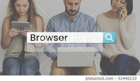 Website Browser Search Bar Magnifying Glass Graphic 32440210