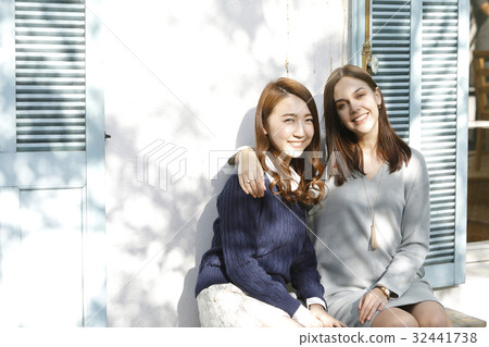 Japanese female foreign women 32441738
